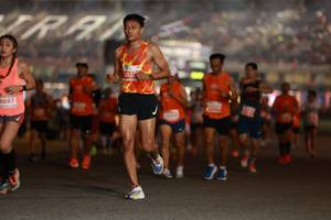 BIB: 202, 8897
                            <button type="button" onclick="openModal(14254995)" class="btn btn-primary btn-sm float-right btn-popup" data-toggle="modal" data-target=".modal-high-quality">
                        <i class="fas fa-shopping-cart"></i> Add to Cart
                    </button>
                                            <button type="button" onclick="isThisMe(14254995, true)" class="btn btn-success btn-sm float-right btn-popup btn-isme hidden" data-toggle="tooltip" data-placement="bottom" title="นี่คือรูปของคุณใช่ไหม คลิกที่นี่เพื่อเอาเข้าอัลบั้ม">
                        <i class="fas fa-plus"></i> Add to album
                    </button>
                    <button type="button" onclick="isThisMe(14254995, false)" class="btn btn-warning btn-sm float-right btn-popup btn-isnotme hidden">
                        <i class="fas fa-ban"></i> Remove from album
                    </button>