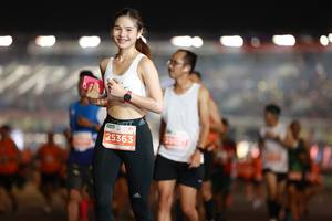 BIB: 25363
                            <button type="button" onclick="openModal(14287894)" class="btn btn-primary btn-sm float-right btn-popup" data-toggle="modal" data-target=".modal-high-quality">
                        <i class="fas fa-shopping-cart"></i> Add to Cart
                    </button>
                                            <button type="button" onclick="isThisMe(14287894, true)" class="btn btn-success btn-sm float-right btn-popup btn-isme hidden" data-toggle="tooltip" data-placement="bottom" title="นี่คือรูปของคุณใช่ไหม คลิกที่นี่เพื่อเอาเข้าอัลบั้ม">
                        <i class="fas fa-plus"></i> Add to album
                    </button>
                    <button type="button" onclick="isThisMe(14287894, false)" class="btn btn-warning btn-sm float-right btn-popup btn-isnotme hidden">
                        <i class="fas fa-ban"></i> Remove from album
                    </button>