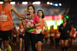 BIB: 0750, 1367
                            <button type="button" onclick="openModal(14326373)" class="btn btn-primary btn-sm float-right btn-popup" data-toggle="modal" data-target=".modal-high-quality">
                        <i class="fas fa-shopping-cart"></i> Add to Cart
                    </button>
                                            <button type="button" onclick="isThisMe(14326373, true)" class="btn btn-success btn-sm float-right btn-popup btn-isme hidden" data-toggle="tooltip" data-placement="bottom" title="นี่คือรูปของคุณใช่ไหม คลิกที่นี่เพื่อเอาเข้าอัลบั้ม">
                        <i class="fas fa-plus"></i> Add to album
                    </button>
                    <button type="button" onclick="isThisMe(14326373, false)" class="btn btn-warning btn-sm float-right btn-popup btn-isnotme hidden">
                        <i class="fas fa-ban"></i> Remove from album
                    </button>