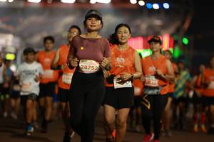 BIB: 28752
                            <button type="button" onclick="openModal(14313823)" class="btn btn-primary btn-sm float-right btn-popup" data-toggle="modal" data-target=".modal-high-quality">
                        <i class="fas fa-shopping-cart"></i> Add to Cart
                    </button>
                                            <button type="button" onclick="isThisMe(14313823, true)" class="btn btn-success btn-sm float-right btn-popup btn-isme hidden" data-toggle="tooltip" data-placement="bottom" title="นี่คือรูปของคุณใช่ไหม คลิกที่นี่เพื่อเอาเข้าอัลบั้ม">
                        <i class="fas fa-plus"></i> Add to album
                    </button>
                    <button type="button" onclick="isThisMe(14313823, false)" class="btn btn-warning btn-sm float-right btn-popup btn-isnotme hidden">
                        <i class="fas fa-ban"></i> Remove from album
                    </button>