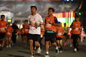 BIB: 2624, 21795
                            <button type="button" onclick="openModal(14325740)" class="btn btn-primary btn-sm float-right btn-popup" data-toggle="modal" data-target=".modal-high-quality">
                        <i class="fas fa-shopping-cart"></i> Add to Cart
                    </button>
                                            <button type="button" onclick="isThisMe(14325740, true)" class="btn btn-success btn-sm float-right btn-popup btn-isme hidden" data-toggle="tooltip" data-placement="bottom" title="นี่คือรูปของคุณใช่ไหม คลิกที่นี่เพื่อเอาเข้าอัลบั้ม">
                        <i class="fas fa-plus"></i> Add to album
                    </button>
                    <button type="button" onclick="isThisMe(14325740, false)" class="btn btn-warning btn-sm float-right btn-popup btn-isnotme hidden">
                        <i class="fas fa-ban"></i> Remove from album
                    </button>