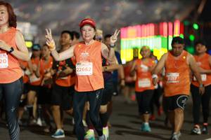 BIB: 22662
                            <button type="button" onclick="openModal(14336731)" class="btn btn-primary btn-sm float-right btn-popup" data-toggle="modal" data-target=".modal-high-quality">
                        <i class="fas fa-shopping-cart"></i> Add to Cart
                    </button>
                                            <button type="button" onclick="isThisMe(14336731, true)" class="btn btn-success btn-sm float-right btn-popup btn-isme hidden" data-toggle="tooltip" data-placement="bottom" title="นี่คือรูปของคุณใช่ไหม คลิกที่นี่เพื่อเอาเข้าอัลบั้ม">
                        <i class="fas fa-plus"></i> Add to album
                    </button>
                    <button type="button" onclick="isThisMe(14336731, false)" class="btn btn-warning btn-sm float-right btn-popup btn-isnotme hidden">
                        <i class="fas fa-ban"></i> Remove from album
                    </button>