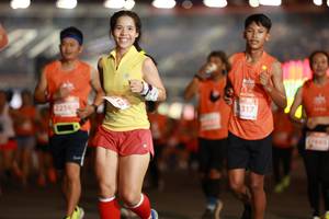 BIB: 317, 2256
                            <button type="button" onclick="openModal(14311591)" class="btn btn-primary btn-sm float-right btn-popup" data-toggle="modal" data-target=".modal-high-quality">
                        <i class="fas fa-shopping-cart"></i> Add to Cart
                    </button>
                                            <button type="button" onclick="isThisMe(14311591, true)" class="btn btn-success btn-sm float-right btn-popup btn-isme hidden" data-toggle="tooltip" data-placement="bottom" title="นี่คือรูปของคุณใช่ไหม คลิกที่นี่เพื่อเอาเข้าอัลบั้ม">
                        <i class="fas fa-plus"></i> Add to album
                    </button>
                    <button type="button" onclick="isThisMe(14311591, false)" class="btn btn-warning btn-sm float-right btn-popup btn-isnotme hidden">
                        <i class="fas fa-ban"></i> Remove from album
                    </button>