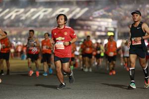 BIB: 25728
                            <button type="button" onclick="openModal(14265066)" class="btn btn-primary btn-sm float-right btn-popup" data-toggle="modal" data-target=".modal-high-quality">
                        <i class="fas fa-shopping-cart"></i> Add to Cart
                    </button>
                                            <button type="button" onclick="isThisMe(14265066, true)" class="btn btn-success btn-sm float-right btn-popup btn-isme hidden" data-toggle="tooltip" data-placement="bottom" title="นี่คือรูปของคุณใช่ไหม คลิกที่นี่เพื่อเอาเข้าอัลบั้ม">
                        <i class="fas fa-plus"></i> Add to album
                    </button>
                    <button type="button" onclick="isThisMe(14265066, false)" class="btn btn-warning btn-sm float-right btn-popup btn-isnotme hidden">
                        <i class="fas fa-ban"></i> Remove from album
                    </button>