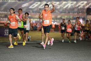 BIB: 2648, 20837
                            <button type="button" onclick="openModal(14241863)" class="btn btn-primary btn-sm float-right btn-popup" data-toggle="modal" data-target=".modal-high-quality">
                        <i class="fas fa-shopping-cart"></i> Add to Cart
                    </button>
                                            <button type="button" onclick="isThisMe(14241863, true)" class="btn btn-success btn-sm float-right btn-popup btn-isme hidden" data-toggle="tooltip" data-placement="bottom" title="นี่คือรูปของคุณใช่ไหม คลิกที่นี่เพื่อเอาเข้าอัลบั้ม">
                        <i class="fas fa-plus"></i> Add to album
                    </button>
                    <button type="button" onclick="isThisMe(14241863, false)" class="btn btn-warning btn-sm float-right btn-popup btn-isnotme hidden">
                        <i class="fas fa-ban"></i> Remove from album
                    </button>