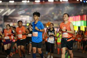 BIB: 22074, 0062, 20020
                            <button type="button" onclick="openModal(14338188)" class="btn btn-primary btn-sm float-right btn-popup" data-toggle="modal" data-target=".modal-high-quality">
                        <i class="fas fa-shopping-cart"></i> Add to Cart
                    </button>
                                            <button type="button" onclick="isThisMe(14338188, true)" class="btn btn-success btn-sm float-right btn-popup btn-isme hidden" data-toggle="tooltip" data-placement="bottom" title="นี่คือรูปของคุณใช่ไหม คลิกที่นี่เพื่อเอาเข้าอัลบั้ม">
                        <i class="fas fa-plus"></i> Add to album
                    </button>
                    <button type="button" onclick="isThisMe(14338188, false)" class="btn btn-warning btn-sm float-right btn-popup btn-isnotme hidden">
                        <i class="fas fa-ban"></i> Remove from album
                    </button>