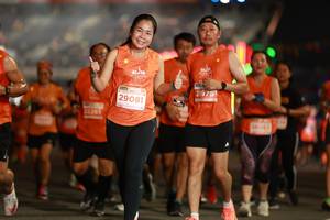 BIB: 21975, 29081
                            <button type="button" onclick="openModal(14305997)" class="btn btn-primary btn-sm float-right btn-popup" data-toggle="modal" data-target=".modal-high-quality">
                        <i class="fas fa-shopping-cart"></i> Add to Cart
                    </button>
                                            <button type="button" onclick="isThisMe(14305997, true)" class="btn btn-success btn-sm float-right btn-popup btn-isme hidden" data-toggle="tooltip" data-placement="bottom" title="นี่คือรูปของคุณใช่ไหม คลิกที่นี่เพื่อเอาเข้าอัลบั้ม">
                        <i class="fas fa-plus"></i> Add to album
                    </button>
                    <button type="button" onclick="isThisMe(14305997, false)" class="btn btn-warning btn-sm float-right btn-popup btn-isnotme hidden">
                        <i class="fas fa-ban"></i> Remove from album
                    </button>