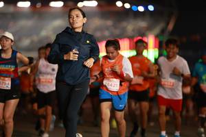 BIB: 28421, 3794
                            <button type="button" onclick="openModal(14298491)" class="btn btn-primary btn-sm float-right btn-popup" data-toggle="modal" data-target=".modal-high-quality">
                        <i class="fas fa-shopping-cart"></i> Add to Cart
                    </button>
                                            <button type="button" onclick="isThisMe(14298491, true)" class="btn btn-success btn-sm float-right btn-popup btn-isme hidden" data-toggle="tooltip" data-placement="bottom" title="นี่คือรูปของคุณใช่ไหม คลิกที่นี่เพื่อเอาเข้าอัลบั้ม">
                        <i class="fas fa-plus"></i> Add to album
                    </button>
                    <button type="button" onclick="isThisMe(14298491, false)" class="btn btn-warning btn-sm float-right btn-popup btn-isnotme hidden">
                        <i class="fas fa-ban"></i> Remove from album
                    </button>