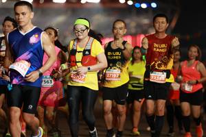 BIB: 5124, 27197, 22368, 25107, 563, 
                            <button type="button" onclick="openModal(14310921)" class="btn btn-primary btn-sm float-right btn-popup" data-toggle="modal" data-target=".modal-high-quality">
                        <i class="fas fa-shopping-cart"></i> Add to Cart
                    </button>
                                            <button type="button" onclick="isThisMe(14310921, true)" class="btn btn-success btn-sm float-right btn-popup btn-isme hidden" data-toggle="tooltip" data-placement="bottom" title="นี่คือรูปของคุณใช่ไหม คลิกที่นี่เพื่อเอาเข้าอัลบั้ม">
                        <i class="fas fa-plus"></i> Add to album
                    </button>
                    <button type="button" onclick="isThisMe(14310921, false)" class="btn btn-warning btn-sm float-right btn-popup btn-isnotme hidden">
                        <i class="fas fa-ban"></i> Remove from album
                    </button>