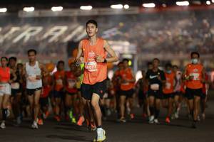 BIB: 26077
                            <button type="button" onclick="openModal(14244887)" class="btn btn-primary btn-sm float-right btn-popup" data-toggle="modal" data-target=".modal-high-quality">
                        <i class="fas fa-shopping-cart"></i> Add to Cart
                    </button>
                                            <button type="button" onclick="isThisMe(14244887, true)" class="btn btn-success btn-sm float-right btn-popup btn-isme hidden" data-toggle="tooltip" data-placement="bottom" title="นี่คือรูปของคุณใช่ไหม คลิกที่นี่เพื่อเอาเข้าอัลบั้ม">
                        <i class="fas fa-plus"></i> Add to album
                    </button>
                    <button type="button" onclick="isThisMe(14244887, false)" class="btn btn-warning btn-sm float-right btn-popup btn-isnotme hidden">
                        <i class="fas fa-ban"></i> Remove from album
                    </button>