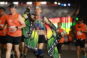 BIB: 817
                            <button type="button" onclick="openModal(14316701)" class="btn btn-primary btn-sm float-right btn-popup" data-toggle="modal" data-target=".modal-high-quality">
                        <i class="fas fa-shopping-cart"></i> Add to Cart
                    </button>
                                            <button type="button" onclick="isThisMe(14316701, true)" class="btn btn-success btn-sm float-right btn-popup btn-isme hidden" data-toggle="tooltip" data-placement="bottom" title="นี่คือรูปของคุณใช่ไหม คลิกที่นี่เพื่อเอาเข้าอัลบั้ม">
                        <i class="fas fa-plus"></i> Add to album
                    </button>
                    <button type="button" onclick="isThisMe(14316701, false)" class="btn btn-warning btn-sm float-right btn-popup btn-isnotme hidden">
                        <i class="fas fa-ban"></i> Remove from album
                    </button>