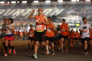 BIB: 22095, 0636
                            <button type="button" onclick="openModal(14273765)" class="btn btn-primary btn-sm float-right btn-popup" data-toggle="modal" data-target=".modal-high-quality">
                        <i class="fas fa-shopping-cart"></i> Add to Cart
                    </button>
                                            <button type="button" onclick="isThisMe(14273765, true)" class="btn btn-success btn-sm float-right btn-popup btn-isme hidden" data-toggle="tooltip" data-placement="bottom" title="นี่คือรูปของคุณใช่ไหม คลิกที่นี่เพื่อเอาเข้าอัลบั้ม">
                        <i class="fas fa-plus"></i> Add to album
                    </button>
                    <button type="button" onclick="isThisMe(14273765, false)" class="btn btn-warning btn-sm float-right btn-popup btn-isnotme hidden">
                        <i class="fas fa-ban"></i> Remove from album
                    </button>