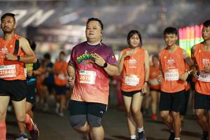 BIB: 21946, 2619, 28408, 28315, 28090
                            <button type="button" onclick="openModal(14343604)" class="btn btn-primary btn-sm float-right btn-popup" data-toggle="modal" data-target=".modal-high-quality">
                        <i class="fas fa-shopping-cart"></i> Add to Cart
                    </button>
                                            <button type="button" onclick="isThisMe(14343604, true)" class="btn btn-success btn-sm float-right btn-popup btn-isme hidden" data-toggle="tooltip" data-placement="bottom" title="นี่คือรูปของคุณใช่ไหม คลิกที่นี่เพื่อเอาเข้าอัลบั้ม">
                        <i class="fas fa-plus"></i> Add to album
                    </button>
                    <button type="button" onclick="isThisMe(14343604, false)" class="btn btn-warning btn-sm float-right btn-popup btn-isnotme hidden">
                        <i class="fas fa-ban"></i> Remove from album
                    </button>