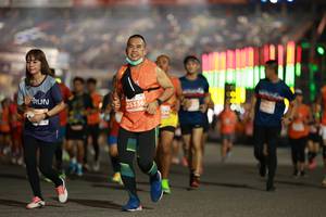 BIB: 25336
                            <button type="button" onclick="openModal(14275512)" class="btn btn-primary btn-sm float-right btn-popup" data-toggle="modal" data-target=".modal-high-quality">
                        <i class="fas fa-shopping-cart"></i> Add to Cart
                    </button>
                                            <button type="button" onclick="isThisMe(14275512, true)" class="btn btn-success btn-sm float-right btn-popup btn-isme hidden" data-toggle="tooltip" data-placement="bottom" title="นี่คือรูปของคุณใช่ไหม คลิกที่นี่เพื่อเอาเข้าอัลบั้ม">
                        <i class="fas fa-plus"></i> Add to album
                    </button>
                    <button type="button" onclick="isThisMe(14275512, false)" class="btn btn-warning btn-sm float-right btn-popup btn-isnotme hidden">
                        <i class="fas fa-ban"></i> Remove from album
                    </button>