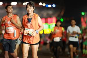 BIB: 21291
                            <button type="button" onclick="openModal(14311438)" class="btn btn-primary btn-sm float-right btn-popup" data-toggle="modal" data-target=".modal-high-quality">
                        <i class="fas fa-shopping-cart"></i> Add to Cart
                    </button>
                                            <button type="button" onclick="isThisMe(14311438, true)" class="btn btn-success btn-sm float-right btn-popup btn-isme hidden" data-toggle="tooltip" data-placement="bottom" title="นี่คือรูปของคุณใช่ไหม คลิกที่นี่เพื่อเอาเข้าอัลบั้ม">
                        <i class="fas fa-plus"></i> Add to album
                    </button>
                    <button type="button" onclick="isThisMe(14311438, false)" class="btn btn-warning btn-sm float-right btn-popup btn-isnotme hidden">
                        <i class="fas fa-ban"></i> Remove from album
                    </button>