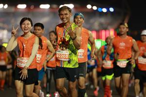 BIB: 240, 92203, 2890
                            <button type="button" onclick="openModal(14327306)" class="btn btn-primary btn-sm float-right btn-popup" data-toggle="modal" data-target=".modal-high-quality">
                        <i class="fas fa-shopping-cart"></i> Add to Cart
                    </button>
                                            <button type="button" onclick="isThisMe(14327306, true)" class="btn btn-success btn-sm float-right btn-popup btn-isme hidden" data-toggle="tooltip" data-placement="bottom" title="นี่คือรูปของคุณใช่ไหม คลิกที่นี่เพื่อเอาเข้าอัลบั้ม">
                        <i class="fas fa-plus"></i> Add to album
                    </button>
                    <button type="button" onclick="isThisMe(14327306, false)" class="btn btn-warning btn-sm float-right btn-popup btn-isnotme hidden">
                        <i class="fas fa-ban"></i> Remove from album
                    </button>