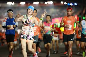 BIB: 29105
                            <button type="button" onclick="openModal(14294707)" class="btn btn-primary btn-sm float-right btn-popup" data-toggle="modal" data-target=".modal-high-quality">
                        <i class="fas fa-shopping-cart"></i> Add to Cart
                    </button>
                                            <button type="button" onclick="isThisMe(14294707, true)" class="btn btn-success btn-sm float-right btn-popup btn-isme hidden" data-toggle="tooltip" data-placement="bottom" title="นี่คือรูปของคุณใช่ไหม คลิกที่นี่เพื่อเอาเข้าอัลบั้ม">
                        <i class="fas fa-plus"></i> Add to album
                    </button>
                    <button type="button" onclick="isThisMe(14294707, false)" class="btn btn-warning btn-sm float-right btn-popup btn-isnotme hidden">
                        <i class="fas fa-ban"></i> Remove from album
                    </button>