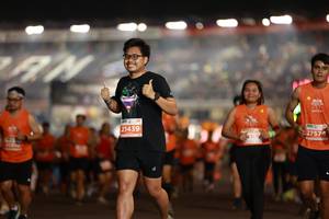 BIB: 21439, 27574
                            <button type="button" onclick="openModal(14291755)" class="btn btn-primary btn-sm float-right btn-popup" data-toggle="modal" data-target=".modal-high-quality">
                        <i class="fas fa-shopping-cart"></i> Add to Cart
                    </button>
                                            <button type="button" onclick="isThisMe(14291755, true)" class="btn btn-success btn-sm float-right btn-popup btn-isme hidden" data-toggle="tooltip" data-placement="bottom" title="นี่คือรูปของคุณใช่ไหม คลิกที่นี่เพื่อเอาเข้าอัลบั้ม">
                        <i class="fas fa-plus"></i> Add to album
                    </button>
                    <button type="button" onclick="isThisMe(14291755, false)" class="btn btn-warning btn-sm float-right btn-popup btn-isnotme hidden">
                        <i class="fas fa-ban"></i> Remove from album
                    </button>