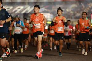 BIB: 21682, 25823
                            <button type="button" onclick="openModal(14275068)" class="btn btn-primary btn-sm float-right btn-popup" data-toggle="modal" data-target=".modal-high-quality">
                        <i class="fas fa-shopping-cart"></i> Add to Cart
                    </button>
                                            <button type="button" onclick="isThisMe(14275068, true)" class="btn btn-success btn-sm float-right btn-popup btn-isme hidden" data-toggle="tooltip" data-placement="bottom" title="นี่คือรูปของคุณใช่ไหม คลิกที่นี่เพื่อเอาเข้าอัลบั้ม">
                        <i class="fas fa-plus"></i> Add to album
                    </button>
                    <button type="button" onclick="isThisMe(14275068, false)" class="btn btn-warning btn-sm float-right btn-popup btn-isnotme hidden">
                        <i class="fas fa-ban"></i> Remove from album
                    </button>