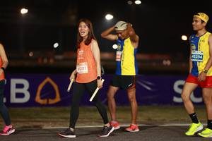 BIB: 45394, 91201
                            <button type="button" onclick="openModal(14362601)" class="btn btn-primary btn-sm float-right btn-popup" data-toggle="modal" data-target=".modal-high-quality">
                        <i class="fas fa-shopping-cart"></i> Add to Cart
                    </button>
                                            <button type="button" onclick="isThisMe(14362601, true)" class="btn btn-success btn-sm float-right btn-popup btn-isme hidden" data-toggle="tooltip" data-placement="bottom" title="นี่คือรูปของคุณใช่ไหม คลิกที่นี่เพื่อเอาเข้าอัลบั้ม">
                        <i class="fas fa-plus"></i> Add to album
                    </button>
                    <button type="button" onclick="isThisMe(14362601, false)" class="btn btn-warning btn-sm float-right btn-popup btn-isnotme hidden">
                        <i class="fas fa-ban"></i> Remove from album
                    </button>