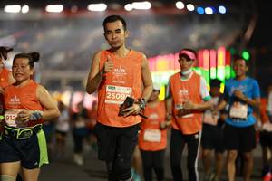 BIB: 2509, 912
                            <button type="button" onclick="openModal(14337372)" class="btn btn-primary btn-sm float-right btn-popup" data-toggle="modal" data-target=".modal-high-quality">
                        <i class="fas fa-shopping-cart"></i> Add to Cart
                    </button>
                                            <button type="button" onclick="isThisMe(14337372, true)" class="btn btn-success btn-sm float-right btn-popup btn-isme hidden" data-toggle="tooltip" data-placement="bottom" title="นี่คือรูปของคุณใช่ไหม คลิกที่นี่เพื่อเอาเข้าอัลบั้ม">
                        <i class="fas fa-plus"></i> Add to album
                    </button>
                    <button type="button" onclick="isThisMe(14337372, false)" class="btn btn-warning btn-sm float-right btn-popup btn-isnotme hidden">
                        <i class="fas fa-ban"></i> Remove from album
                    </button>