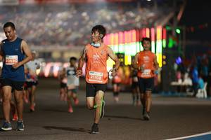 BIB: 20690, 21102
                            <button type="button" onclick="openModal(14264609)" class="btn btn-primary btn-sm float-right btn-popup" data-toggle="modal" data-target=".modal-high-quality">
                        <i class="fas fa-shopping-cart"></i> Add to Cart
                    </button>
                                            <button type="button" onclick="isThisMe(14264609, true)" class="btn btn-success btn-sm float-right btn-popup btn-isme hidden" data-toggle="tooltip" data-placement="bottom" title="นี่คือรูปของคุณใช่ไหม คลิกที่นี่เพื่อเอาเข้าอัลบั้ม">
                        <i class="fas fa-plus"></i> Add to album
                    </button>
                    <button type="button" onclick="isThisMe(14264609, false)" class="btn btn-warning btn-sm float-right btn-popup btn-isnotme hidden">
                        <i class="fas fa-ban"></i> Remove from album
                    </button>