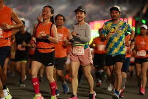 BIB: 27841
                            <button type="button" onclick="openModal(14314565)" class="btn btn-primary btn-sm float-right btn-popup" data-toggle="modal" data-target=".modal-high-quality">
                        <i class="fas fa-shopping-cart"></i> Add to Cart
                    </button>
                                            <button type="button" onclick="isThisMe(14314565, true)" class="btn btn-success btn-sm float-right btn-popup btn-isme hidden" data-toggle="tooltip" data-placement="bottom" title="นี่คือรูปของคุณใช่ไหม คลิกที่นี่เพื่อเอาเข้าอัลบั้ม">
                        <i class="fas fa-plus"></i> Add to album
                    </button>
                    <button type="button" onclick="isThisMe(14314565, false)" class="btn btn-warning btn-sm float-right btn-popup btn-isnotme hidden">
                        <i class="fas fa-ban"></i> Remove from album
                    </button>