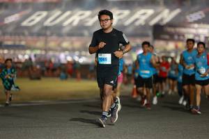 BIB: 1089
                            <button type="button" onclick="openModal(14384773)" class="btn btn-primary btn-sm float-right btn-popup" data-toggle="modal" data-target=".modal-high-quality">
                        <i class="fas fa-shopping-cart"></i> Add to Cart
                    </button>
                                            <button type="button" onclick="isThisMe(14384773, true)" class="btn btn-success btn-sm float-right btn-popup btn-isme hidden" data-toggle="tooltip" data-placement="bottom" title="นี่คือรูปของคุณใช่ไหม คลิกที่นี่เพื่อเอาเข้าอัลบั้ม">
                        <i class="fas fa-plus"></i> Add to album
                    </button>
                    <button type="button" onclick="isThisMe(14384773, false)" class="btn btn-warning btn-sm float-right btn-popup btn-isnotme hidden">
                        <i class="fas fa-ban"></i> Remove from album
                    </button>