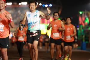 BIB: 201, 20923
                            <button type="button" onclick="openModal(14294886)" class="btn btn-primary btn-sm float-right btn-popup" data-toggle="modal" data-target=".modal-high-quality">
                        <i class="fas fa-shopping-cart"></i> Add to Cart
                    </button>
                                            <button type="button" onclick="isThisMe(14294886, true)" class="btn btn-success btn-sm float-right btn-popup btn-isme hidden" data-toggle="tooltip" data-placement="bottom" title="นี่คือรูปของคุณใช่ไหม คลิกที่นี่เพื่อเอาเข้าอัลบั้ม">
                        <i class="fas fa-plus"></i> Add to album
                    </button>
                    <button type="button" onclick="isThisMe(14294886, false)" class="btn btn-warning btn-sm float-right btn-popup btn-isnotme hidden">
                        <i class="fas fa-ban"></i> Remove from album
                    </button>