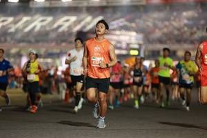 BIB: 2112
                            <button type="button" onclick="openModal(14264122)" class="btn btn-primary btn-sm float-right btn-popup" data-toggle="modal" data-target=".modal-high-quality">
                        <i class="fas fa-shopping-cart"></i> Add to Cart
                    </button>
                                            <button type="button" onclick="isThisMe(14264122, true)" class="btn btn-success btn-sm float-right btn-popup btn-isme hidden" data-toggle="tooltip" data-placement="bottom" title="นี่คือรูปของคุณใช่ไหม คลิกที่นี่เพื่อเอาเข้าอัลบั้ม">
                        <i class="fas fa-plus"></i> Add to album
                    </button>
                    <button type="button" onclick="isThisMe(14264122, false)" class="btn btn-warning btn-sm float-right btn-popup btn-isnotme hidden">
                        <i class="fas fa-ban"></i> Remove from album
                    </button>