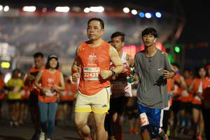 BIB: 22425
                            <button type="button" onclick="openModal(14333392)" class="btn btn-primary btn-sm float-right btn-popup" data-toggle="modal" data-target=".modal-high-quality">
                        <i class="fas fa-shopping-cart"></i> Add to Cart
                    </button>
                                            <button type="button" onclick="isThisMe(14333392, true)" class="btn btn-success btn-sm float-right btn-popup btn-isme hidden" data-toggle="tooltip" data-placement="bottom" title="นี่คือรูปของคุณใช่ไหม คลิกที่นี่เพื่อเอาเข้าอัลบั้ม">
                        <i class="fas fa-plus"></i> Add to album
                    </button>
                    <button type="button" onclick="isThisMe(14333392, false)" class="btn btn-warning btn-sm float-right btn-popup btn-isnotme hidden">
                        <i class="fas fa-ban"></i> Remove from album
                    </button>