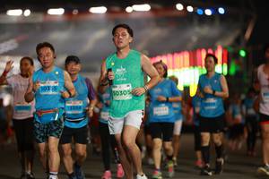 BIB: 10355, 50305, 10281, 15354, 54154
                            <button type="button" onclick="openModal(14399648)" class="btn btn-primary btn-sm float-right btn-popup" data-toggle="modal" data-target=".modal-high-quality">
                        <i class="fas fa-shopping-cart"></i> Add to Cart
                    </button>
                                            <button type="button" onclick="isThisMe(14399648, true)" class="btn btn-success btn-sm float-right btn-popup btn-isme hidden" data-toggle="tooltip" data-placement="bottom" title="นี่คือรูปของคุณใช่ไหม คลิกที่นี่เพื่อเอาเข้าอัลบั้ม">
                        <i class="fas fa-plus"></i> Add to album
                    </button>
                    <button type="button" onclick="isThisMe(14399648, false)" class="btn btn-warning btn-sm float-right btn-popup btn-isnotme hidden">
                        <i class="fas fa-ban"></i> Remove from album
                    </button>
