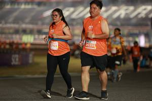 BIB: 20355, 2753
                            <button type="button" onclick="openModal(14350217)" class="btn btn-primary btn-sm float-right btn-popup" data-toggle="modal" data-target=".modal-high-quality">
                        <i class="fas fa-shopping-cart"></i> Add to Cart
                    </button>
                                            <button type="button" onclick="isThisMe(14350217, true)" class="btn btn-success btn-sm float-right btn-popup btn-isme hidden" data-toggle="tooltip" data-placement="bottom" title="นี่คือรูปของคุณใช่ไหม คลิกที่นี่เพื่อเอาเข้าอัลบั้ม">
                        <i class="fas fa-plus"></i> Add to album
                    </button>
                    <button type="button" onclick="isThisMe(14350217, false)" class="btn btn-warning btn-sm float-right btn-popup btn-isnotme hidden">
                        <i class="fas fa-ban"></i> Remove from album
                    </button>