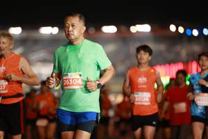 BIB: 26304, 3012, 04012
                            <button type="button" onclick="openModal(14308812)" class="btn btn-primary btn-sm float-right btn-popup" data-toggle="modal" data-target=".modal-high-quality">
                        <i class="fas fa-shopping-cart"></i> Add to Cart
                    </button>
                                            <button type="button" onclick="isThisMe(14308812, true)" class="btn btn-success btn-sm float-right btn-popup btn-isme hidden" data-toggle="tooltip" data-placement="bottom" title="นี่คือรูปของคุณใช่ไหม คลิกที่นี่เพื่อเอาเข้าอัลบั้ม">
                        <i class="fas fa-plus"></i> Add to album
                    </button>
                    <button type="button" onclick="isThisMe(14308812, false)" class="btn btn-warning btn-sm float-right btn-popup btn-isnotme hidden">
                        <i class="fas fa-ban"></i> Remove from album
                    </button>