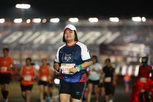 BIB: 228
                            <button type="button" onclick="openModal(14349293)" class="btn btn-primary btn-sm float-right btn-popup" data-toggle="modal" data-target=".modal-high-quality">
                        <i class="fas fa-shopping-cart"></i> Add to Cart
                    </button>
                                            <button type="button" onclick="isThisMe(14349293, true)" class="btn btn-success btn-sm float-right btn-popup btn-isme hidden" data-toggle="tooltip" data-placement="bottom" title="นี่คือรูปของคุณใช่ไหม คลิกที่นี่เพื่อเอาเข้าอัลบั้ม">
                        <i class="fas fa-plus"></i> Add to album
                    </button>
                    <button type="button" onclick="isThisMe(14349293, false)" class="btn btn-warning btn-sm float-right btn-popup btn-isnotme hidden">
                        <i class="fas fa-ban"></i> Remove from album
                    </button>