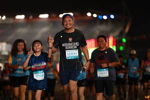 BIB: 14921, 11104, 14887
                            <button type="button" onclick="openModal(14403649)" class="btn btn-primary btn-sm float-right btn-popup" data-toggle="modal" data-target=".modal-high-quality">
                        <i class="fas fa-shopping-cart"></i> Add to Cart
                    </button>
                                            <button type="button" onclick="isThisMe(14403649, true)" class="btn btn-success btn-sm float-right btn-popup btn-isme hidden" data-toggle="tooltip" data-placement="bottom" title="นี่คือรูปของคุณใช่ไหม คลิกที่นี่เพื่อเอาเข้าอัลบั้ม">
                        <i class="fas fa-plus"></i> Add to album
                    </button>
                    <button type="button" onclick="isThisMe(14403649, false)" class="btn btn-warning btn-sm float-right btn-popup btn-isnotme hidden">
                        <i class="fas fa-ban"></i> Remove from album
                    </button>