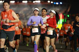 BIB: 211, 26175, 22341, 2814, 2175
                            <button type="button" onclick="openModal(14298159)" class="btn btn-primary btn-sm float-right btn-popup" data-toggle="modal" data-target=".modal-high-quality">
                        <i class="fas fa-shopping-cart"></i> Add to Cart
                    </button>
                                            <button type="button" onclick="isThisMe(14298159, true)" class="btn btn-success btn-sm float-right btn-popup btn-isme hidden" data-toggle="tooltip" data-placement="bottom" title="นี่คือรูปของคุณใช่ไหม คลิกที่นี่เพื่อเอาเข้าอัลบั้ม">
                        <i class="fas fa-plus"></i> Add to album
                    </button>
                    <button type="button" onclick="isThisMe(14298159, false)" class="btn btn-warning btn-sm float-right btn-popup btn-isnotme hidden">
                        <i class="fas fa-ban"></i> Remove from album
                    </button>