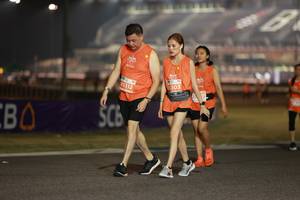 BIB: 95312, 303
                            <button type="button" onclick="openModal(14362191)" class="btn btn-primary btn-sm float-right btn-popup" data-toggle="modal" data-target=".modal-high-quality">
                        <i class="fas fa-shopping-cart"></i> Add to Cart
                    </button>
                                            <button type="button" onclick="isThisMe(14362191, true)" class="btn btn-success btn-sm float-right btn-popup btn-isme hidden" data-toggle="tooltip" data-placement="bottom" title="นี่คือรูปของคุณใช่ไหม คลิกที่นี่เพื่อเอาเข้าอัลบั้ม">
                        <i class="fas fa-plus"></i> Add to album
                    </button>
                    <button type="button" onclick="isThisMe(14362191, false)" class="btn btn-warning btn-sm float-right btn-popup btn-isnotme hidden">
                        <i class="fas fa-ban"></i> Remove from album
                    </button>