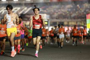 BIB: 29202, 26213, 25045
                            <button type="button" onclick="openModal(14269077)" class="btn btn-primary btn-sm float-right btn-popup" data-toggle="modal" data-target=".modal-high-quality">
                        <i class="fas fa-shopping-cart"></i> Add to Cart
                    </button>
                                            <button type="button" onclick="isThisMe(14269077, true)" class="btn btn-success btn-sm float-right btn-popup btn-isme hidden" data-toggle="tooltip" data-placement="bottom" title="นี่คือรูปของคุณใช่ไหม คลิกที่นี่เพื่อเอาเข้าอัลบั้ม">
                        <i class="fas fa-plus"></i> Add to album
                    </button>
                    <button type="button" onclick="isThisMe(14269077, false)" class="btn btn-warning btn-sm float-right btn-popup btn-isnotme hidden">
                        <i class="fas fa-ban"></i> Remove from album
                    </button>