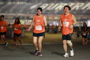 BIB: 27293, 29537
                            <button type="button" onclick="openModal(14350386)" class="btn btn-primary btn-sm float-right btn-popup" data-toggle="modal" data-target=".modal-high-quality">
                        <i class="fas fa-shopping-cart"></i> Add to Cart
                    </button>
                                            <button type="button" onclick="isThisMe(14350386, true)" class="btn btn-success btn-sm float-right btn-popup btn-isme hidden" data-toggle="tooltip" data-placement="bottom" title="นี่คือรูปของคุณใช่ไหม คลิกที่นี่เพื่อเอาเข้าอัลบั้ม">
                        <i class="fas fa-plus"></i> Add to album
                    </button>
                    <button type="button" onclick="isThisMe(14350386, false)" class="btn btn-warning btn-sm float-right btn-popup btn-isnotme hidden">
                        <i class="fas fa-ban"></i> Remove from album
                    </button>