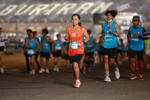 BIB: 5613, 166
                            <button type="button" onclick="openModal(14379642)" class="btn btn-primary btn-sm float-right btn-popup" data-toggle="modal" data-target=".modal-high-quality">
                        <i class="fas fa-shopping-cart"></i> Add to Cart
                    </button>
                                            <button type="button" onclick="isThisMe(14379642, true)" class="btn btn-success btn-sm float-right btn-popup btn-isme hidden" data-toggle="tooltip" data-placement="bottom" title="นี่คือรูปของคุณใช่ไหม คลิกที่นี่เพื่อเอาเข้าอัลบั้ม">
                        <i class="fas fa-plus"></i> Add to album
                    </button>
                    <button type="button" onclick="isThisMe(14379642, false)" class="btn btn-warning btn-sm float-right btn-popup btn-isnotme hidden">
                        <i class="fas fa-ban"></i> Remove from album
                    </button>