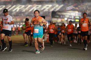 BIB: 25403, 20208, 20524
                            <button type="button" onclick="openModal(14269413)" class="btn btn-primary btn-sm float-right btn-popup" data-toggle="modal" data-target=".modal-high-quality">
                        <i class="fas fa-shopping-cart"></i> Add to Cart
                    </button>
                                            <button type="button" onclick="isThisMe(14269413, true)" class="btn btn-success btn-sm float-right btn-popup btn-isme hidden" data-toggle="tooltip" data-placement="bottom" title="นี่คือรูปของคุณใช่ไหม คลิกที่นี่เพื่อเอาเข้าอัลบั้ม">
                        <i class="fas fa-plus"></i> Add to album
                    </button>
                    <button type="button" onclick="isThisMe(14269413, false)" class="btn btn-warning btn-sm float-right btn-popup btn-isnotme hidden">
                        <i class="fas fa-ban"></i> Remove from album
                    </button>