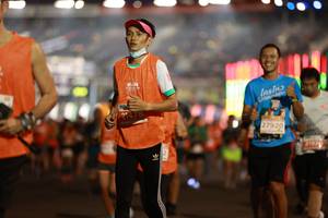 BIB: 27920
                            <button type="button" onclick="openModal(14337419)" class="btn btn-primary btn-sm float-right btn-popup" data-toggle="modal" data-target=".modal-high-quality">
                        <i class="fas fa-shopping-cart"></i> Add to Cart
                    </button>
                                            <button type="button" onclick="isThisMe(14337419, true)" class="btn btn-success btn-sm float-right btn-popup btn-isme hidden" data-toggle="tooltip" data-placement="bottom" title="นี่คือรูปของคุณใช่ไหม คลิกที่นี่เพื่อเอาเข้าอัลบั้ม">
                        <i class="fas fa-plus"></i> Add to album
                    </button>
                    <button type="button" onclick="isThisMe(14337419, false)" class="btn btn-warning btn-sm float-right btn-popup btn-isnotme hidden">
                        <i class="fas fa-ban"></i> Remove from album
                    </button>