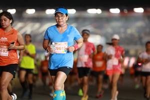 BIB: 9615, 682
                            <button type="button" onclick="openModal(14290702)" class="btn btn-primary btn-sm float-right btn-popup" data-toggle="modal" data-target=".modal-high-quality">
                        <i class="fas fa-shopping-cart"></i> Add to Cart
                    </button>
                                            <button type="button" onclick="isThisMe(14290702, true)" class="btn btn-success btn-sm float-right btn-popup btn-isme hidden" data-toggle="tooltip" data-placement="bottom" title="นี่คือรูปของคุณใช่ไหม คลิกที่นี่เพื่อเอาเข้าอัลบั้ม">
                        <i class="fas fa-plus"></i> Add to album
                    </button>
                    <button type="button" onclick="isThisMe(14290702, false)" class="btn btn-warning btn-sm float-right btn-popup btn-isnotme hidden">
                        <i class="fas fa-ban"></i> Remove from album
                    </button>