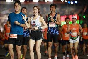 BIB: 28068, 23450, 22424
                            <button type="button" onclick="openModal(14302115)" class="btn btn-primary btn-sm float-right btn-popup" data-toggle="modal" data-target=".modal-high-quality">
                        <i class="fas fa-shopping-cart"></i> Add to Cart
                    </button>
                                            <button type="button" onclick="isThisMe(14302115, true)" class="btn btn-success btn-sm float-right btn-popup btn-isme hidden" data-toggle="tooltip" data-placement="bottom" title="นี่คือรูปของคุณใช่ไหม คลิกที่นี่เพื่อเอาเข้าอัลบั้ม">
                        <i class="fas fa-plus"></i> Add to album
                    </button>
                    <button type="button" onclick="isThisMe(14302115, false)" class="btn btn-warning btn-sm float-right btn-popup btn-isnotme hidden">
                        <i class="fas fa-ban"></i> Remove from album
                    </button>