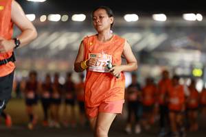 BIB: 272
                            <button type="button" onclick="openModal(14300727)" class="btn btn-primary btn-sm float-right btn-popup" data-toggle="modal" data-target=".modal-high-quality">
                        <i class="fas fa-shopping-cart"></i> Add to Cart
                    </button>
                                            <button type="button" onclick="isThisMe(14300727, true)" class="btn btn-success btn-sm float-right btn-popup btn-isme hidden" data-toggle="tooltip" data-placement="bottom" title="นี่คือรูปของคุณใช่ไหม คลิกที่นี่เพื่อเอาเข้าอัลบั้ม">
                        <i class="fas fa-plus"></i> Add to album
                    </button>
                    <button type="button" onclick="isThisMe(14300727, false)" class="btn btn-warning btn-sm float-right btn-popup btn-isnotme hidden">
                        <i class="fas fa-ban"></i> Remove from album
                    </button>