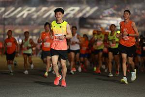 BIB: 210, 4077
                            <button type="button" onclick="openModal(14244489)" class="btn btn-primary btn-sm float-right btn-popup" data-toggle="modal" data-target=".modal-high-quality">
                        <i class="fas fa-shopping-cart"></i> Add to Cart
                    </button>
                                            <button type="button" onclick="isThisMe(14244489, true)" class="btn btn-success btn-sm float-right btn-popup btn-isme hidden" data-toggle="tooltip" data-placement="bottom" title="นี่คือรูปของคุณใช่ไหม คลิกที่นี่เพื่อเอาเข้าอัลบั้ม">
                        <i class="fas fa-plus"></i> Add to album
                    </button>
                    <button type="button" onclick="isThisMe(14244489, false)" class="btn btn-warning btn-sm float-right btn-popup btn-isnotme hidden">
                        <i class="fas fa-ban"></i> Remove from album
                    </button>