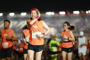 BIB: 228, 285, 0722
                            <button type="button" onclick="openModal(14293598)" class="btn btn-primary btn-sm float-right btn-popup" data-toggle="modal" data-target=".modal-high-quality">
                        <i class="fas fa-shopping-cart"></i> Add to Cart
                    </button>
                                            <button type="button" onclick="isThisMe(14293598, true)" class="btn btn-success btn-sm float-right btn-popup btn-isme hidden" data-toggle="tooltip" data-placement="bottom" title="นี่คือรูปของคุณใช่ไหม คลิกที่นี่เพื่อเอาเข้าอัลบั้ม">
                        <i class="fas fa-plus"></i> Add to album
                    </button>
                    <button type="button" onclick="isThisMe(14293598, false)" class="btn btn-warning btn-sm float-right btn-popup btn-isnotme hidden">
                        <i class="fas fa-ban"></i> Remove from album
                    </button>