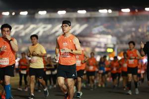 BIB: 21950, 23093
                            <button type="button" onclick="openModal(14291714)" class="btn btn-primary btn-sm float-right btn-popup" data-toggle="modal" data-target=".modal-high-quality">
                        <i class="fas fa-shopping-cart"></i> Add to Cart
                    </button>
                                            <button type="button" onclick="isThisMe(14291714, true)" class="btn btn-success btn-sm float-right btn-popup btn-isme hidden" data-toggle="tooltip" data-placement="bottom" title="นี่คือรูปของคุณใช่ไหม คลิกที่นี่เพื่อเอาเข้าอัลบั้ม">
                        <i class="fas fa-plus"></i> Add to album
                    </button>
                    <button type="button" onclick="isThisMe(14291714, false)" class="btn btn-warning btn-sm float-right btn-popup btn-isnotme hidden">
                        <i class="fas fa-ban"></i> Remove from album
                    </button>