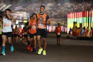 BIB: 25646, 20063, 20060
                            <button type="button" onclick="openModal(14262170)" class="btn btn-primary btn-sm float-right btn-popup" data-toggle="modal" data-target=".modal-high-quality">
                        <i class="fas fa-shopping-cart"></i> Add to Cart
                    </button>
                                            <button type="button" onclick="isThisMe(14262170, true)" class="btn btn-success btn-sm float-right btn-popup btn-isme hidden" data-toggle="tooltip" data-placement="bottom" title="นี่คือรูปของคุณใช่ไหม คลิกที่นี่เพื่อเอาเข้าอัลบั้ม">
                        <i class="fas fa-plus"></i> Add to album
                    </button>
                    <button type="button" onclick="isThisMe(14262170, false)" class="btn btn-warning btn-sm float-right btn-popup btn-isnotme hidden">
                        <i class="fas fa-ban"></i> Remove from album
                    </button>